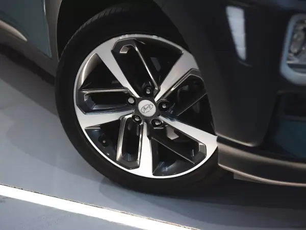 Hyundai Kauai 2020 - 15990 EUR, 67000 km - AUTO.MOTO.pt - 67000km - foto 8 de 19