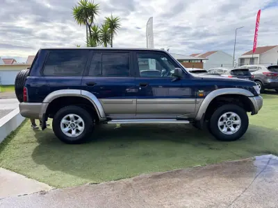 Nissan Patrol 2000 — foto 4 de 19