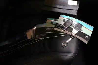 Mercedes-Benz CLA 250 2022 - 28900 EUR, 99000 km - AUTO.MOTO.pt - 99000km - foto 31 de 32