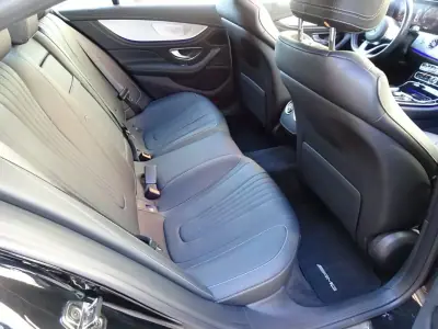 Mercedes-Benz CLS 300 2019 - 46500 EUR, 103200 km - 103200km - foto 27 de 52