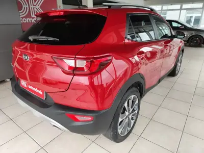 Kia Stonic 2021 - 14950 EUR, 29990 km - AUTO.MOTO.pt - 29990km - foto 11 de 33