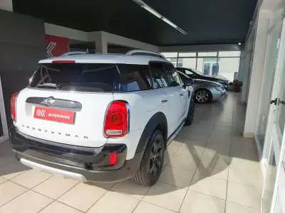 MINI Countryman 2018 - 19990 EUR, 84000 km - AUTO.MOTO.pt - 84000km - foto 10 de 37
