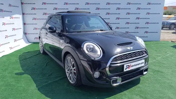MINI Cooper 2017 - 19990 EUR, 147145 km - AUTO.MOTO.pt - 147145km - foto 4 de 24