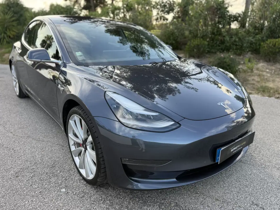 Tesla Model 3 2019 - 24999 EUR, 60000 km - AUTO.MOTO.pt - 60000km - foto 2 de 17