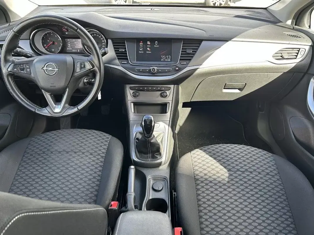 Opel Astra Sports Tourer 2019 - 12000 EUR, 101425 km - 101425km - foto 6 de 16