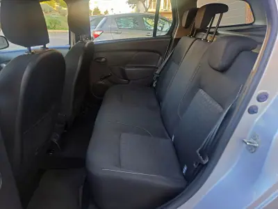 Dacia Logan MCV 2016 - 8500 EUR, 120000 km - AUTO.MOTO.pt - 120000km - foto 16 de 23