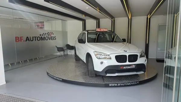 BMW X1 2009 - 13900 EUR, 234438 km - AUTO.MOTO.pt - 234438km - foto 5 de 59