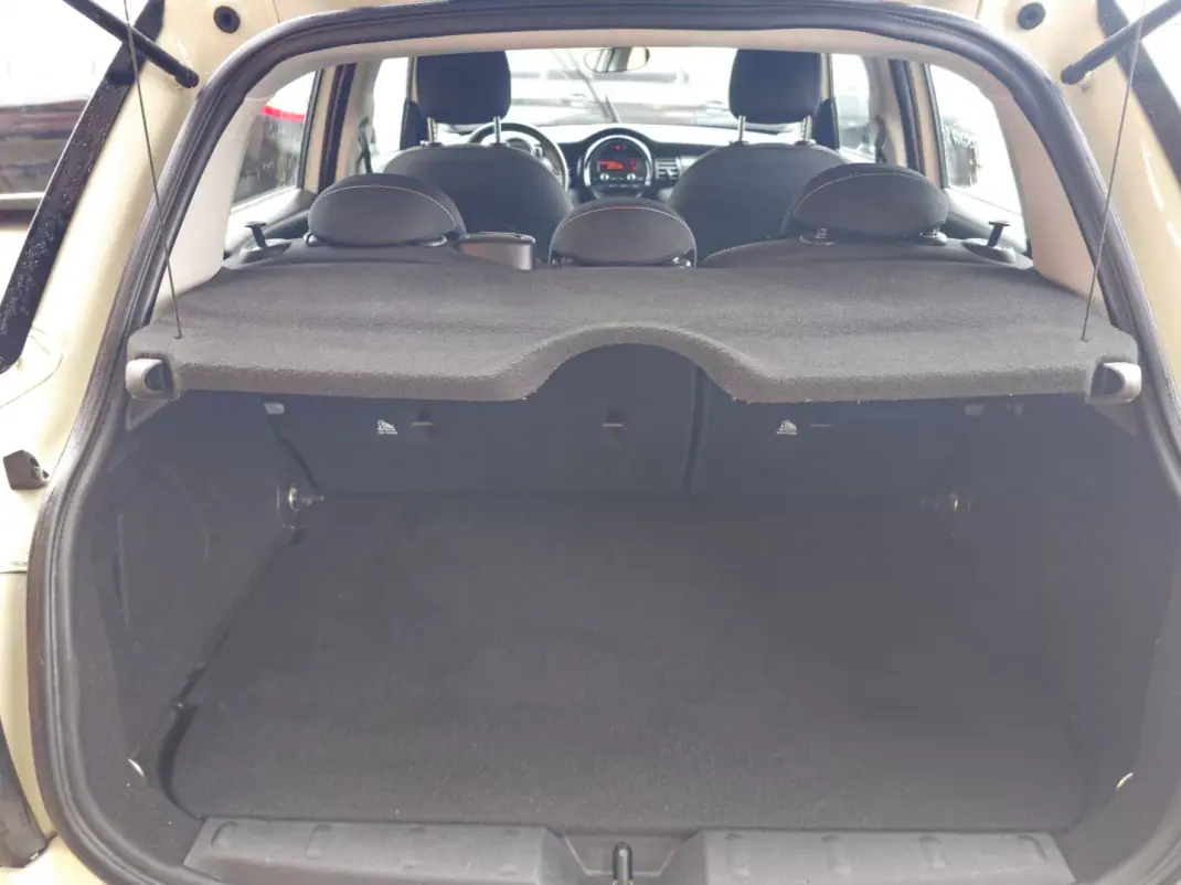 MINI 1000 2016 - 14990 EUR, 89000 km - AUTO.MOTO.pt - 89000km - foto 11 de 11