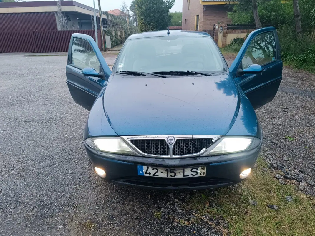 Lancia Ypsilon 1998 - 899 EUR, 210000 km - 210000km - foto 10 de 13