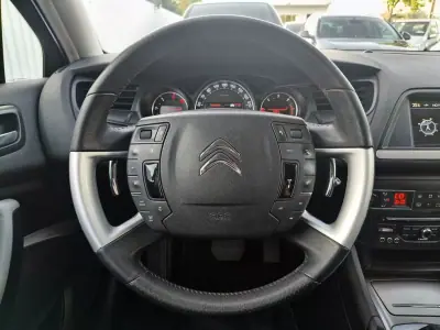 Citroën C5 Tourer 2013 - 6490 EUR, 287350 km - AUTO.MOTO.pt - 287350km - foto 25 de 31