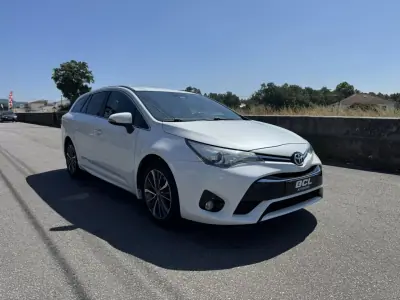 Toyota Avensis Touring Sports 2016 - 294000km