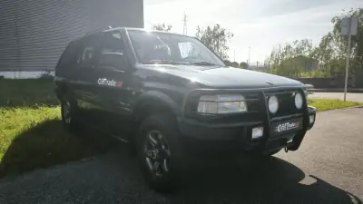 Opel Frontera 1998 - 4999 EUR, 216000 km - AUTO.MOTO.pt - 216000km - foto 8 de 21