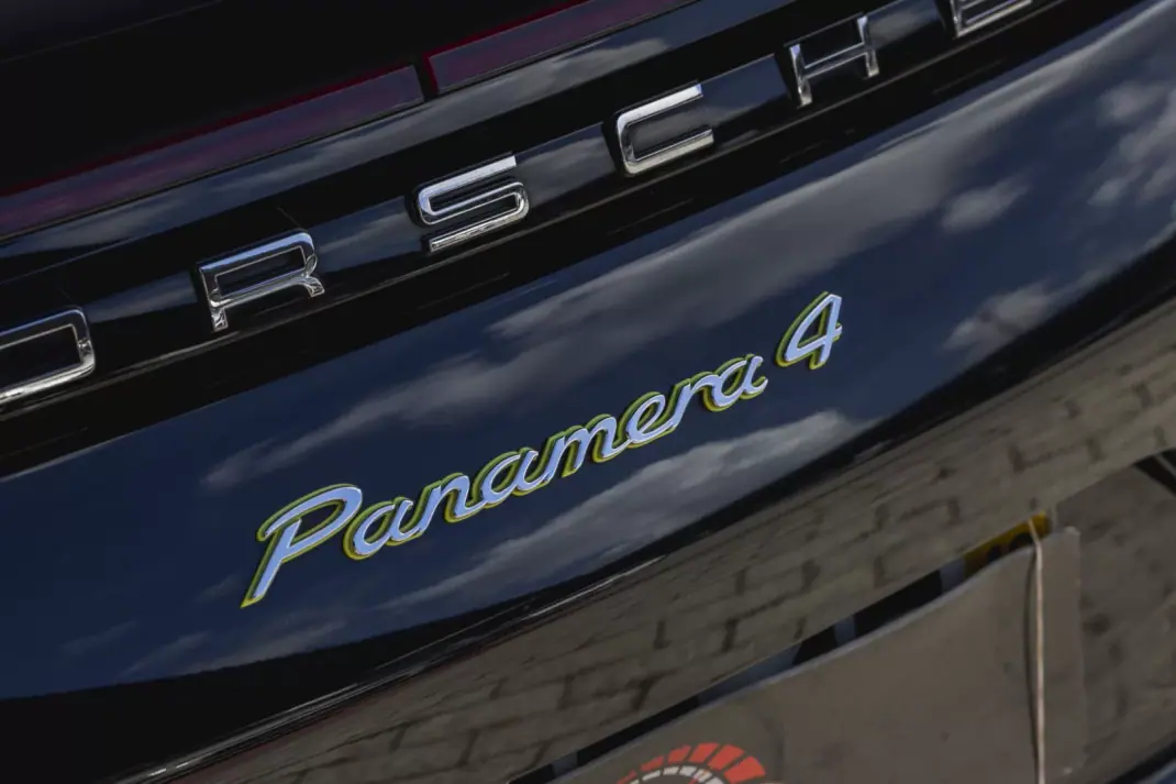 Porsche Panamera 2019 - 61900 EUR, 108300 km - 108300km - foto 44 de 46