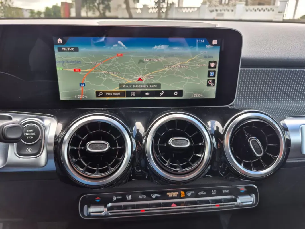 Mercedes-Benz GLB 180 2020 - 30900 EUR, 110548 km - AUTO.MOTO.pt - 110548km - foto 12 de 24