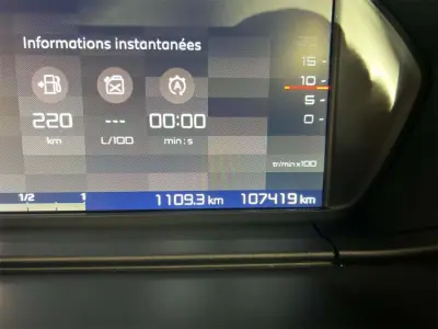 Citroën C4 Spacetourer 2022 - 20500 EUR, 107419 km - AUTO.MOTO.pt - 107419km - foto 7 de 9