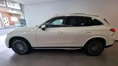 Mercedes-Benz GLC 220 2023 - 68990 EUR, 29182 km - AUTO.MOTO.pt - 29182km - foto 5 de 35