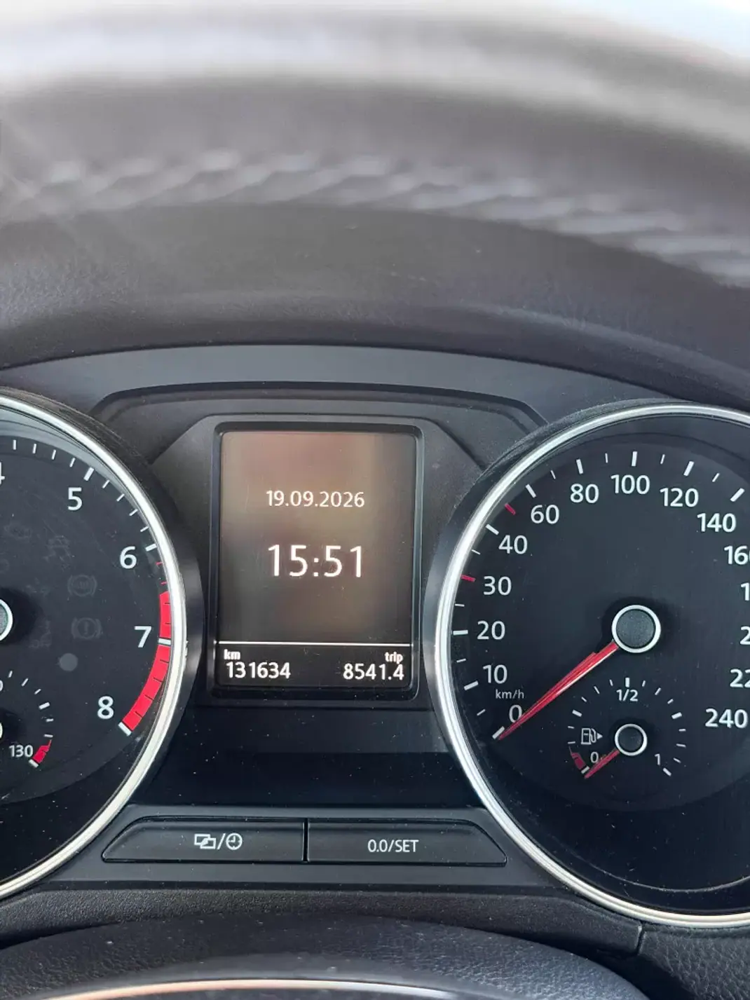 Volkswagen Polo 2016 - 9500 EUR, 131632 km - 131632km - foto 21 de 23