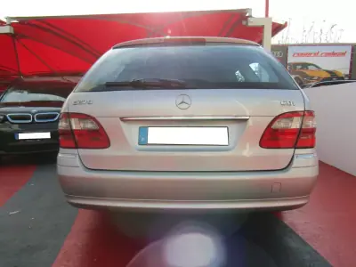 Mercedes-Benz E 270 2003 - 9949 EUR, 259100 km - 259100km - foto 5 de 19