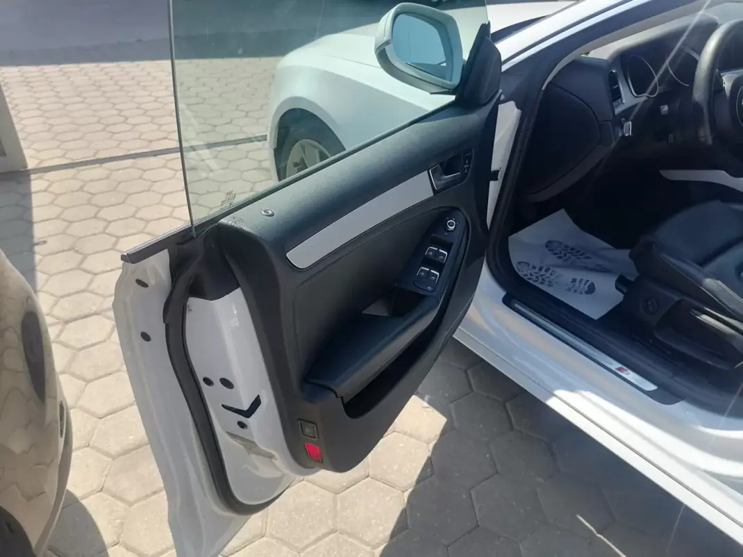 Audi A5 2017 - 26900 EUR, 148111 km - 148111km - foto 17 de 17
