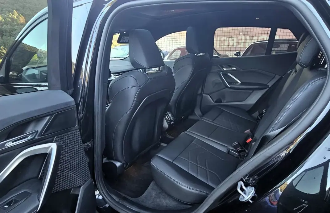 BMW X2 2025 - 46500 EUR, 50000 km - 50000km - foto 32 de 35