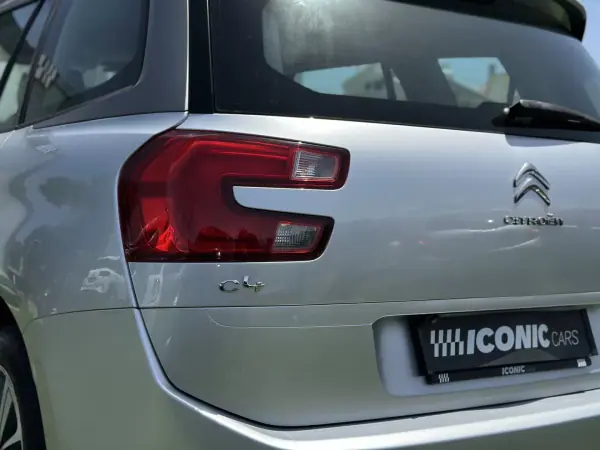 Citroën C4 Grand Picasso 2015 - 10990 EUR, 116000 km - AUTO.MOTO.pt - 116000km - foto 10 de 49