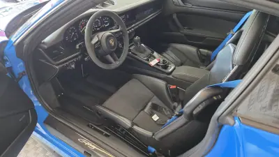 Porsche 992 2023 - 245000 EUR, 18096 km - AUTO.MOTO.pt - 18096km - foto 6 de 56