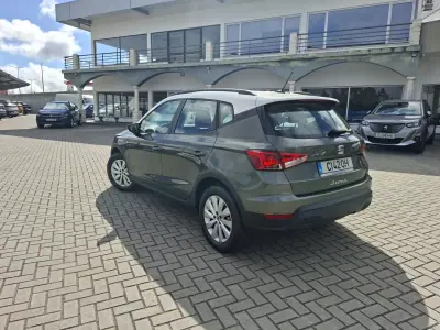 SEAT Arona 2023 - 17750 EUR, 25100 km - AUTO.MOTO.pt - 25100km - foto 8 de 30