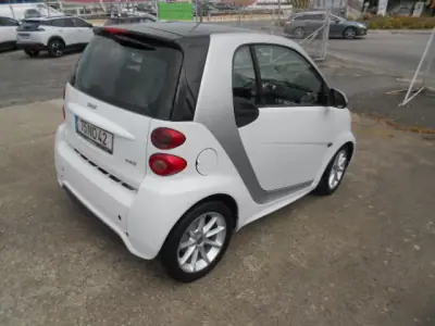 Smart ForTwo Coupé 2013 - 8500 EUR, 102123 km - 102123km - foto 6 de 10