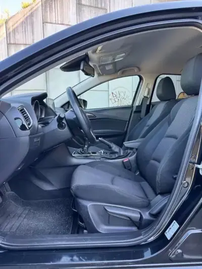 Mazda 3 2015 - 11950 EUR, 50000 km - 50000km - foto 7 de 20
