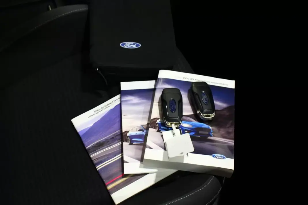 Ford Focus SW 2019 - 13900 EUR, 160000 km - AUTO.MOTO.pt - 160000km - foto 28 de 32