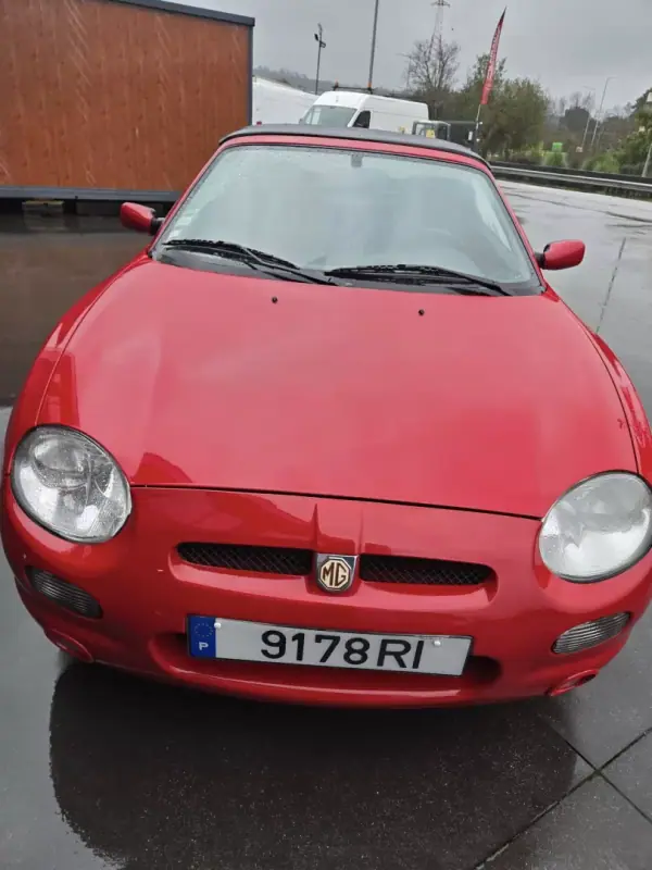 MG MGF 2001 - 8250 EUR, 72000 km - AUTO.MOTO.pt - 72000km - foto 7 de 10