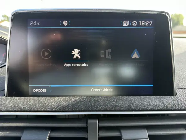 Peugeot 5008 2017 - 14900 EUR, 200000 km - AUTO.MOTO.pt - 200000km - foto 51 de 63