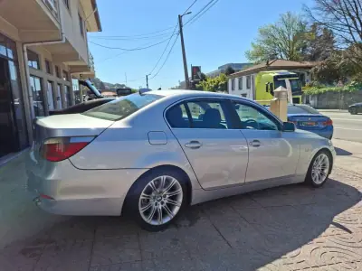 BMW 525 2004 - 5000 EUR, 293913 km - AUTO.MOTO.pt - 293913km - foto 7 de 26