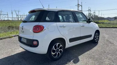Fiat 500L 2017 - 11900 EUR, 160000 km - AUTO.MOTO.pt - 160000km - foto 6 de 14