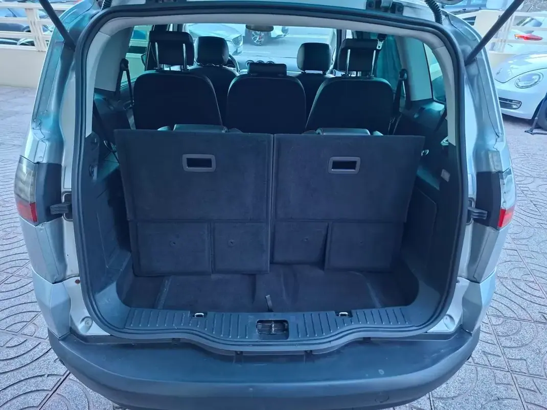 Ford S-Max 2006 - 7500 EUR, 370000 km - 370000km - foto 29 de 30