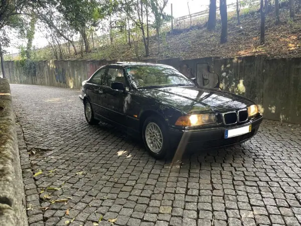 BMW 323 1998 - 19900 EUR, 160000 km - AUTO.MOTO.pt - 160000km - foto 58 de 68