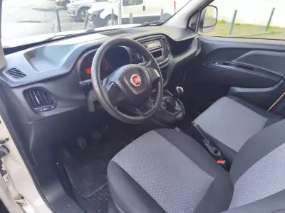 Fiat Doblo 1.3 Multijet ,3Lug. ,Iva Dedutivel 2017 - 9980 EUR, 85000 km - AUTO.MOTO.pt - 85000km - foto 4 de 26