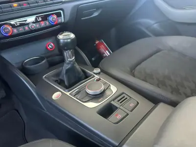 Audi A3 Sportback 2015 - 15900 EUR, 151923 km - AUTO.MOTO.pt - 151923km - foto 23 de 30