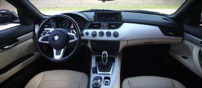 BMW Z4 2012 - 21000 EUR, 203000 km - AUTO.MOTO.pt - 203000km - foto 8 de 31