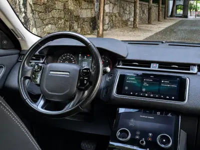 Land Rover Range Rover Velar 2018 - 28000 EUR, 163000 km - 163000km - foto 15 de 20