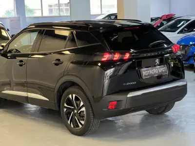 Peugeot e-2008 2020 - 18990 EUR, 50000 km - AUTO.MOTO.pt - 50000km - foto 30 de 51