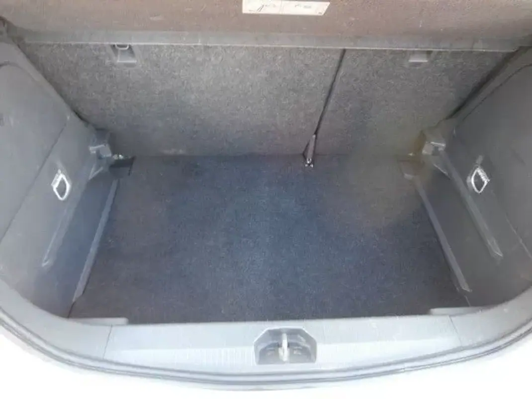 Opel Corsa 2010 - 6850 EUR, 217667 km - 217667km - foto 27 de 34