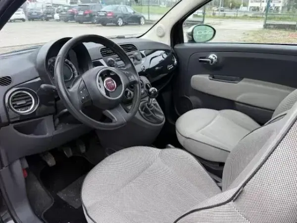 Fiat 500 2012 - 8250 EUR, 146000 km - AUTO.MOTO.pt - 146000km - foto 15 de 24