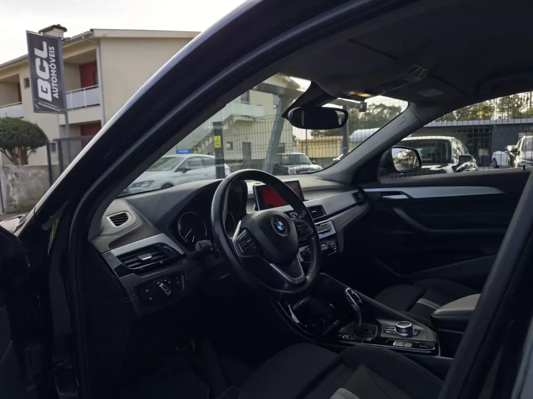 BMW X2 2020 - 23990 EUR, 108000 km - AUTO.MOTO.pt - 108000km - foto 16 de 42