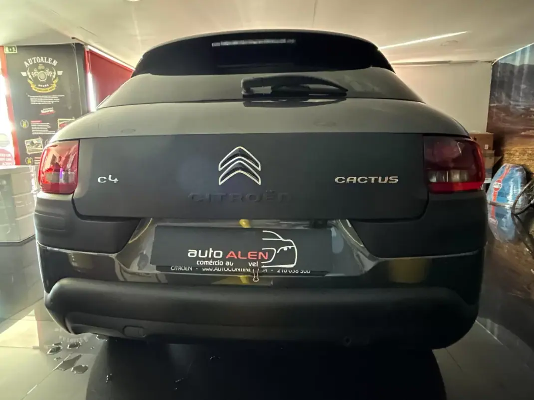 Citroën C4 Cactus 2017 - 11750 EUR, 110180 km - AUTO.MOTO.pt - 110180km - foto 5 de 23