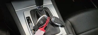 Mercedes-Benz E 350 2009 - 13900 EUR, 286432 km - 286432km - foto 46 de 58