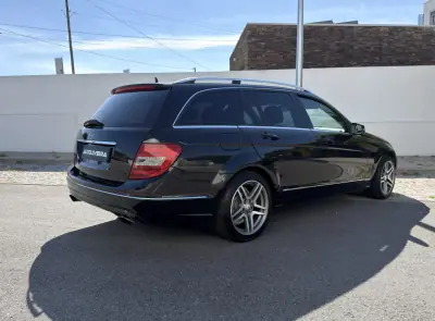 Mercedes-Benz C 200 2012 - 13400 EUR, 238872 km - foto 4 de 20