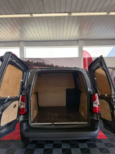 Citroën Berlingo 2021 - 14900 EUR, 145000 km - 145000km - foto 7 de 7