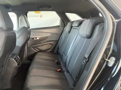 Peugeot 3008 2019 - 17990 EUR, 104352 km - AUTO.MOTO.pt - 104352km - foto 8 de 12