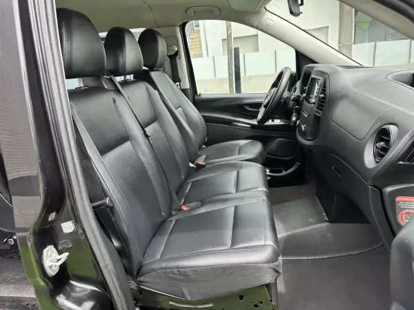 Mercedes-Benz Vito Tourer 2016 - 26900 EUR, 220000 km - AUTO.MOTO.pt - 220000km - foto 49 de 55
